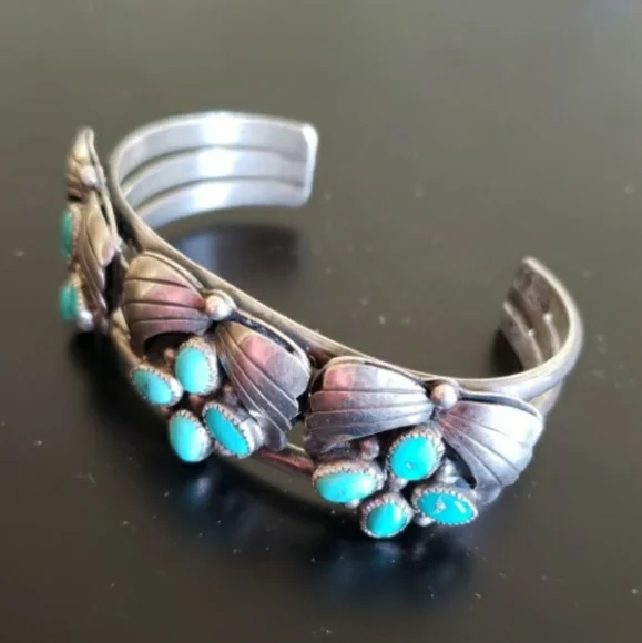 Vintage Turquoise Sterling Silver Pearls Necklace AND Cuff 123 grams Signed - Picture 7 of 11